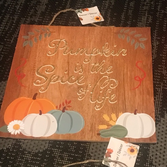 Set of 4 Pumpkin Themed Fall Hanging Wall Decor (Bin 66) - Picture 7 of 10